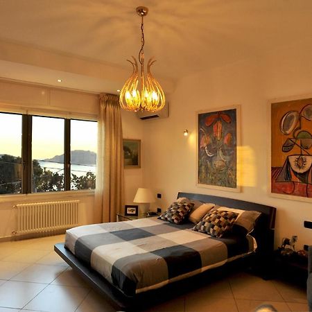 Il Golfo Artisti E Poeti Villa Thea レーリチ エクステリア 写真