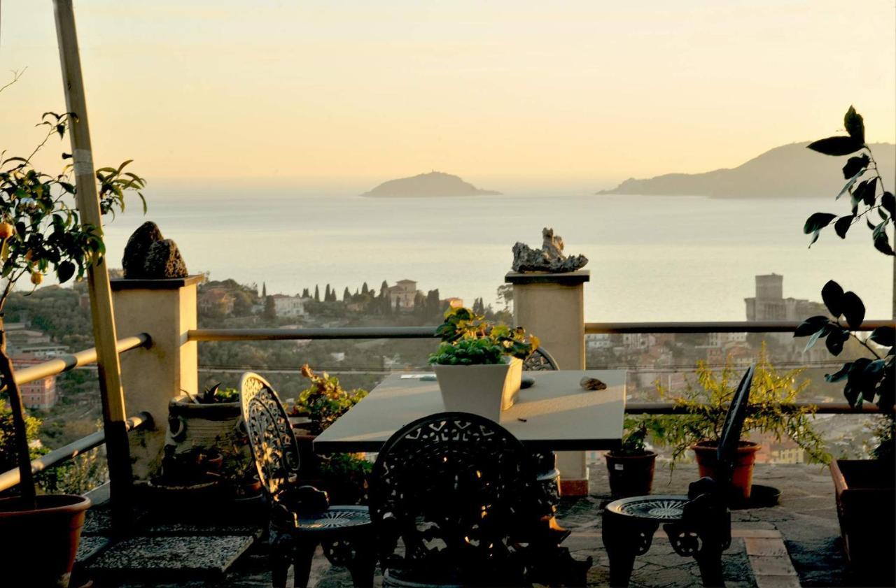 Il Golfo Artisti E Poeti Villa Thea レーリチ エクステリア 写真