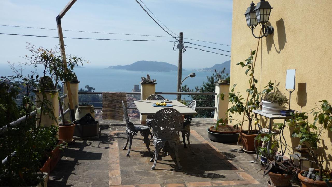 Il Golfo Artisti E Poeti Villa Thea レーリチ エクステリア 写真