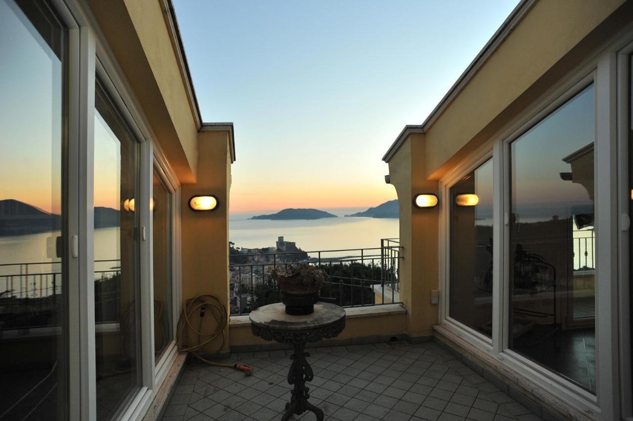 Il Golfo Artisti E Poeti Villa Thea レーリチ エクステリア 写真